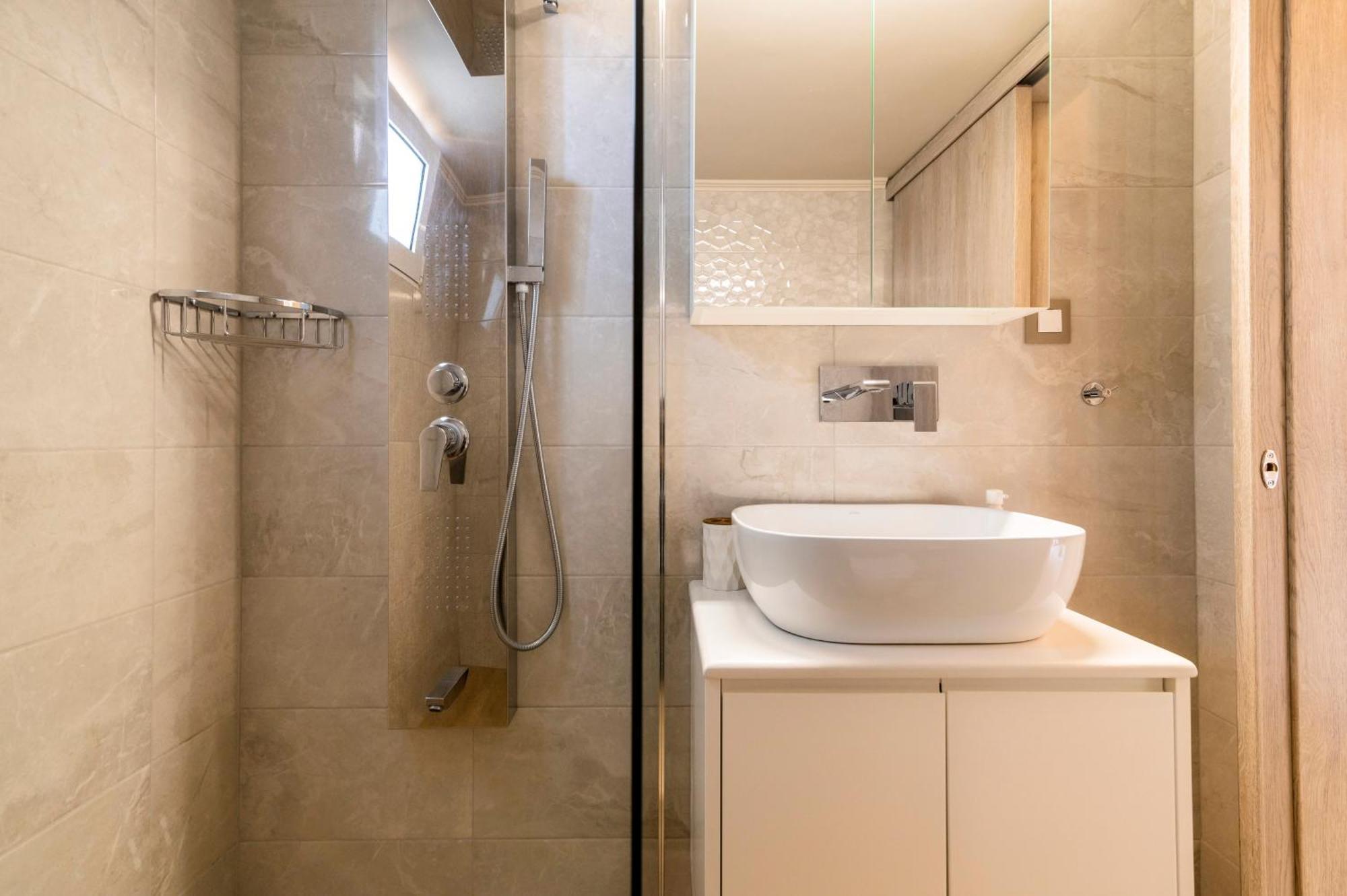 Nikargy Luxury Apartments Koszkinú Kültér fotó