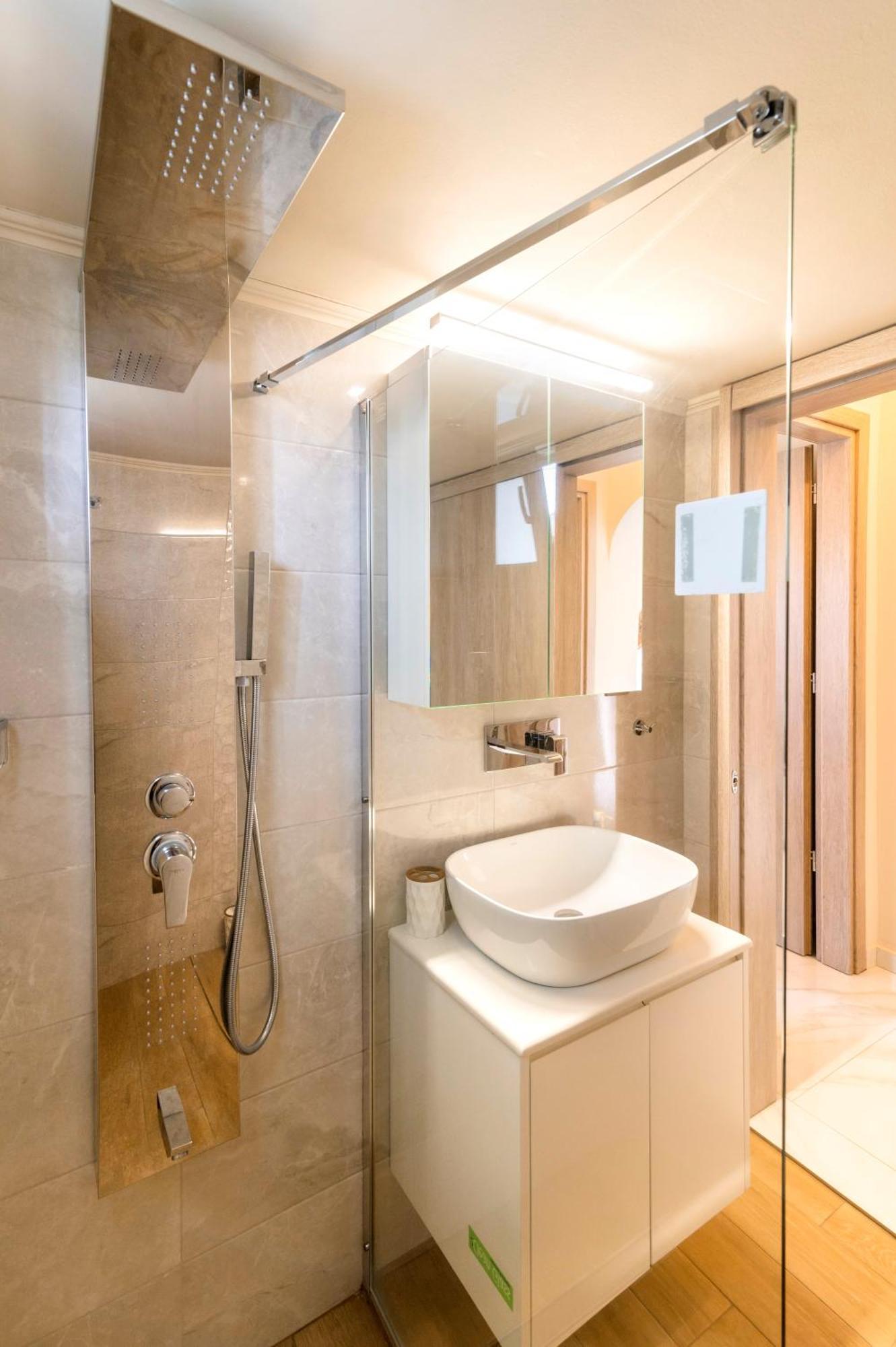 Nikargy Luxury Apartments Koszkinú Kültér fotó