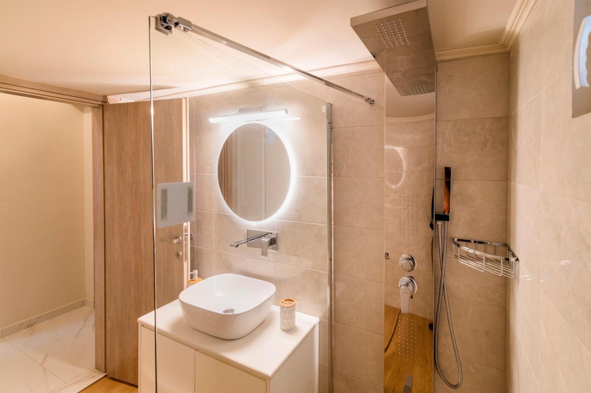 Nikargy Luxury Apartments Koszkinú Kültér fotó
